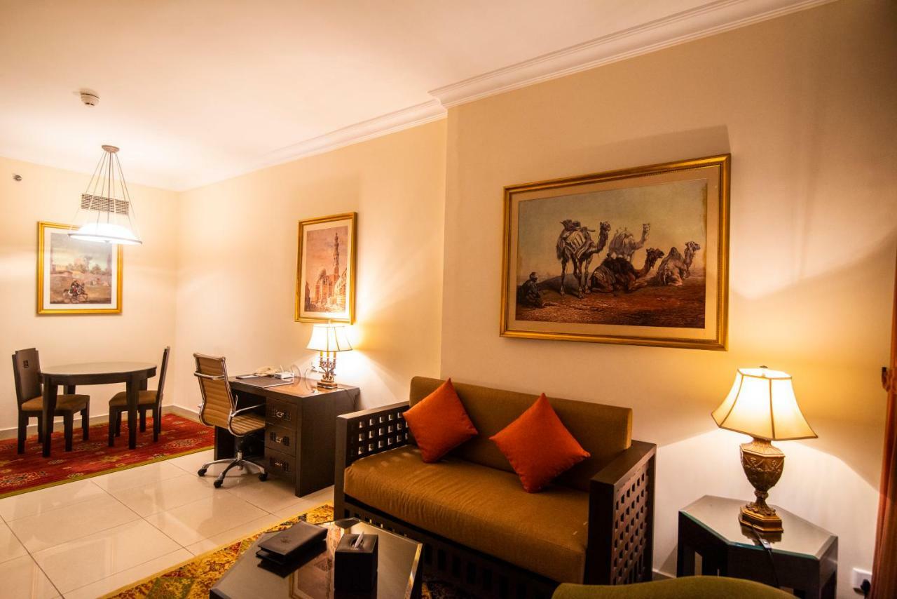 Mercure Hotel Apartments Dubai Barsha Heights Exterior foto